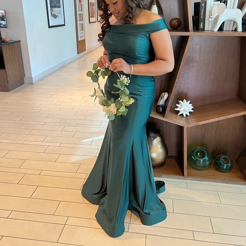 Emerald green bridesmaid dress